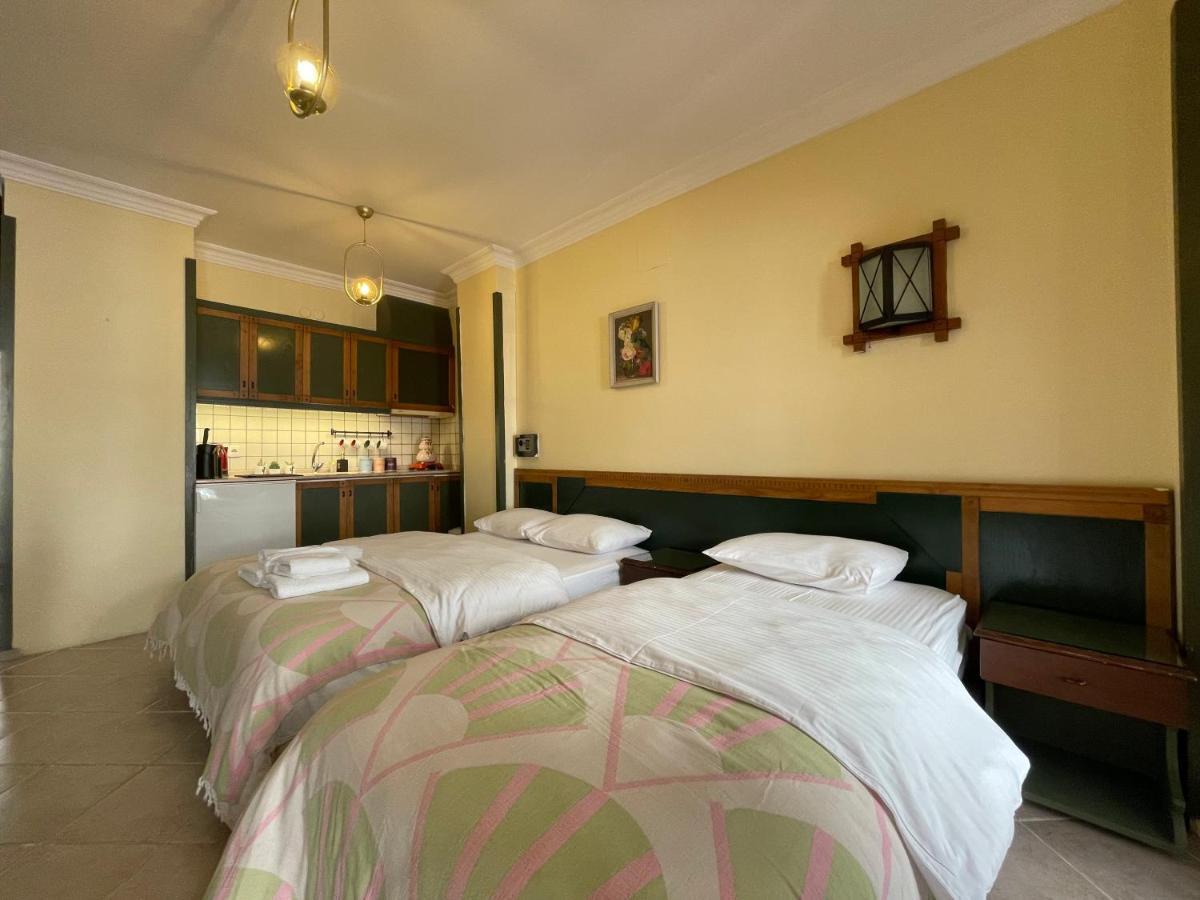 Amphora Rooms Фоча Екстер'єр фото